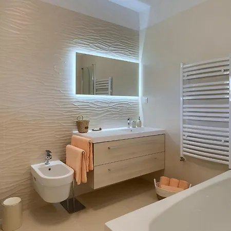 Mattuzzi بيت للعطل